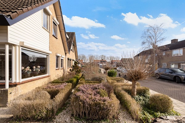 Foto - Te koop: Levensloopbestendig wonen met garage!